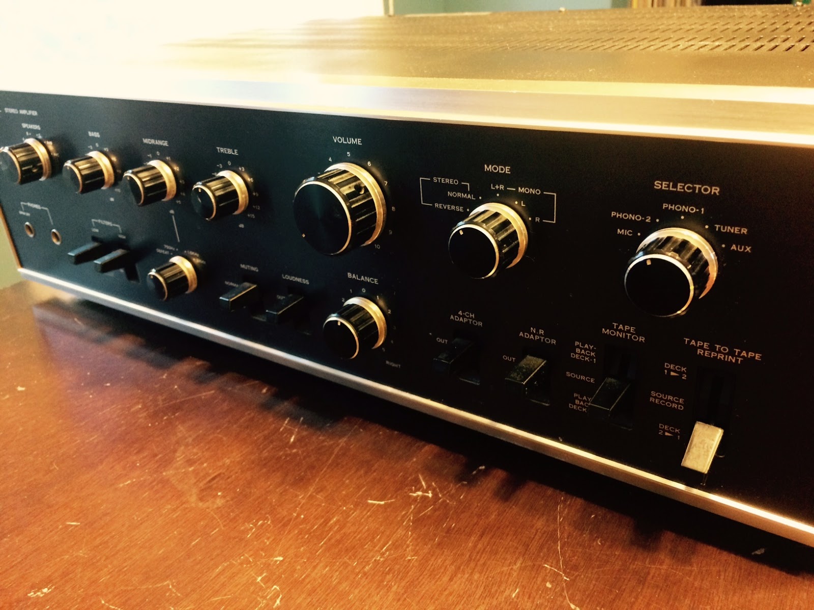 Maritime Vinyl: Sansui AU-8500 Integrated Amplifier Maritime Vinyl: Sansui AU-8500 Integrated Amplifier